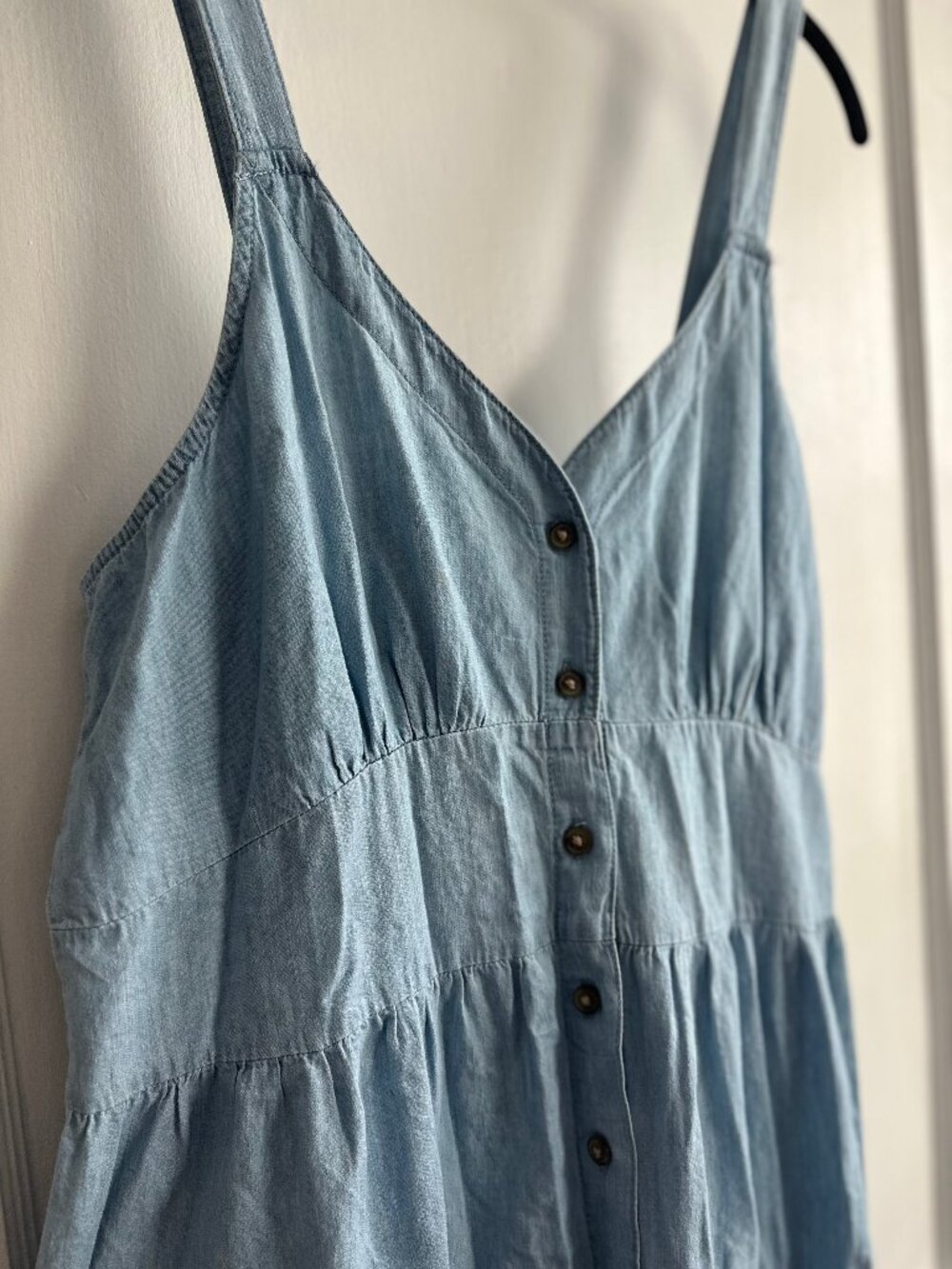 NWT Falls Creek Chambray Tiered Maxi Dress Size Large - Picture 4 of 6